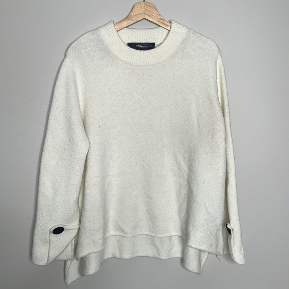 Women’s Zara Off White Small Sweater
